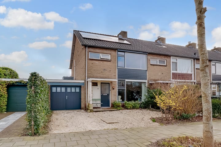 View photo of Claes Heynensoenlaan 36