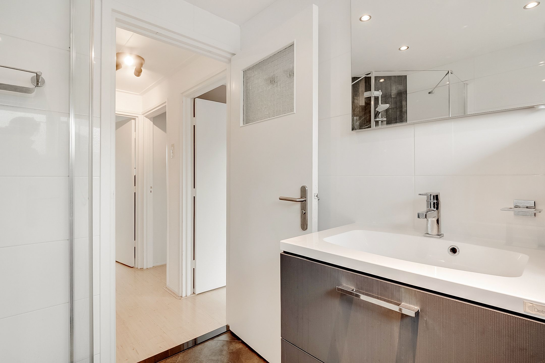 Photo 12 of Claes Heynensoenlaan 36