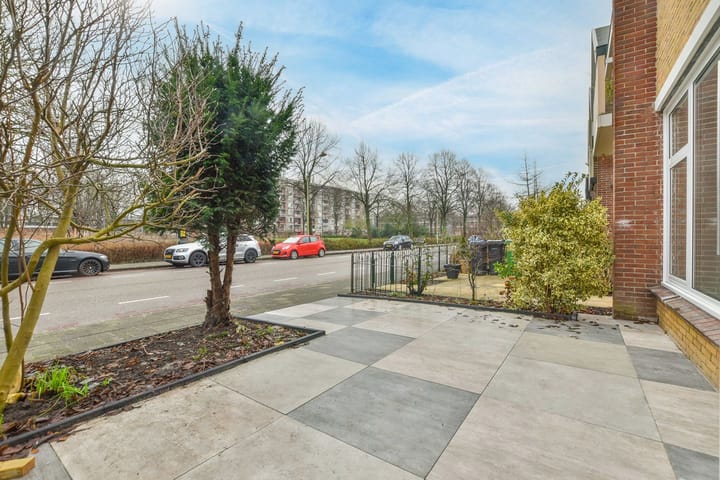 Foto 30 van Van Heuven Goedhartlaan 300