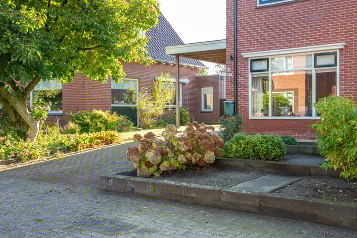 Foto 5 van Meester Meinenweg 15