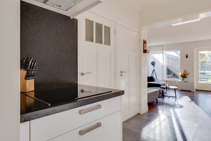 Foto 17 van Meester Meinenweg 15