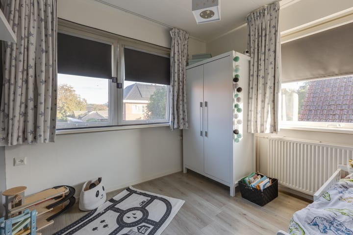 Foto 31 van Meester Meinenweg 15