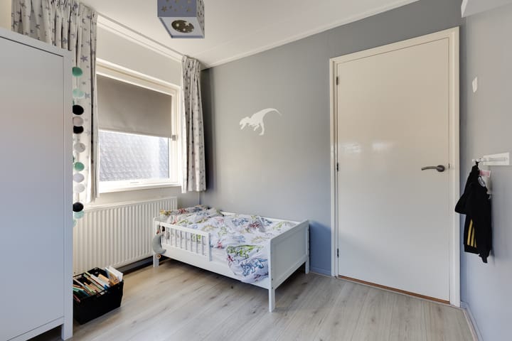 Foto 32 van Meester Meinenweg 15