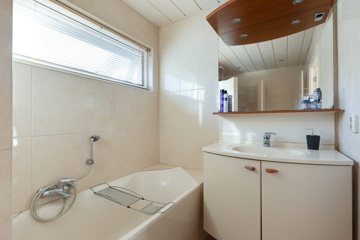 Foto 33 van Meester Meinenweg 15