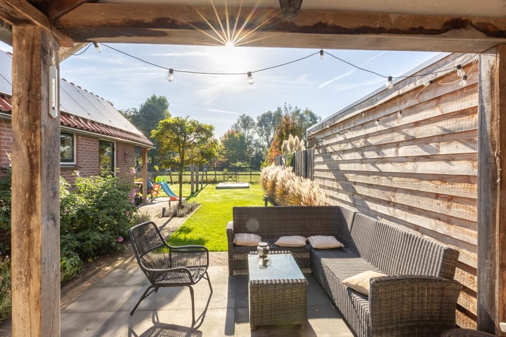 Foto 41 van Meester Meinenweg 15