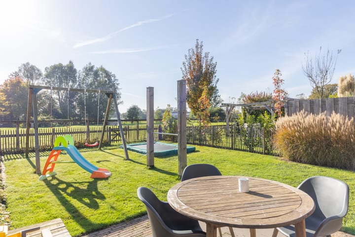 Foto 44 van Meester Meinenweg 15