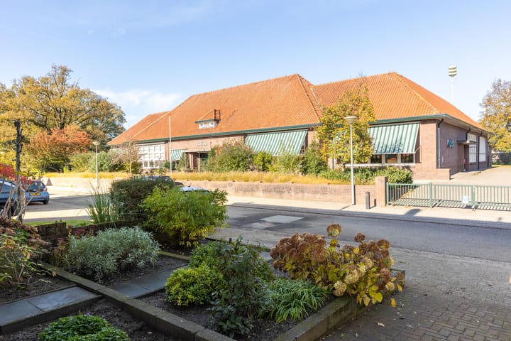 Foto 48 van Meester Meinenweg 15