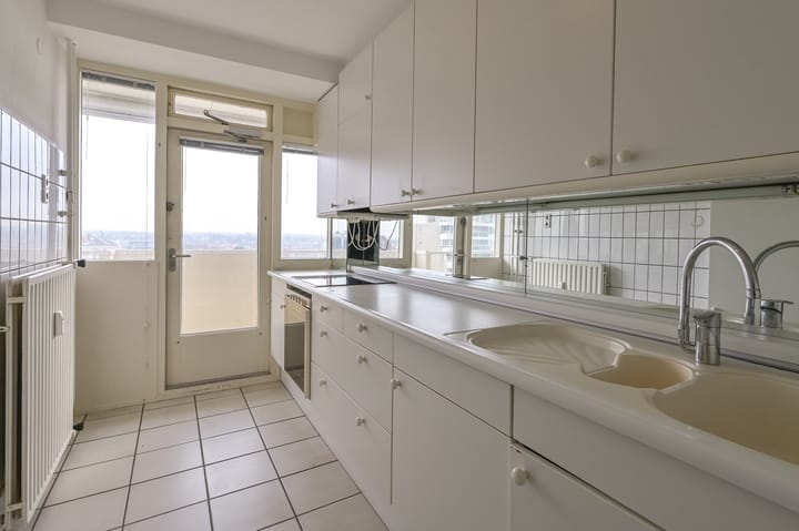 Foto 14 van Burgemeester van Fenemaplein 13-F6