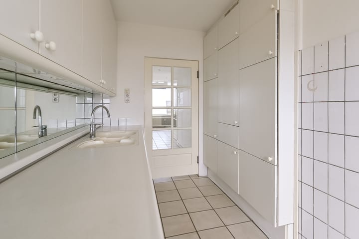 Foto 15 van Burgemeester van Fenemaplein 13-F6