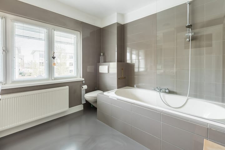 Foto 34 van Floraliastraat 25