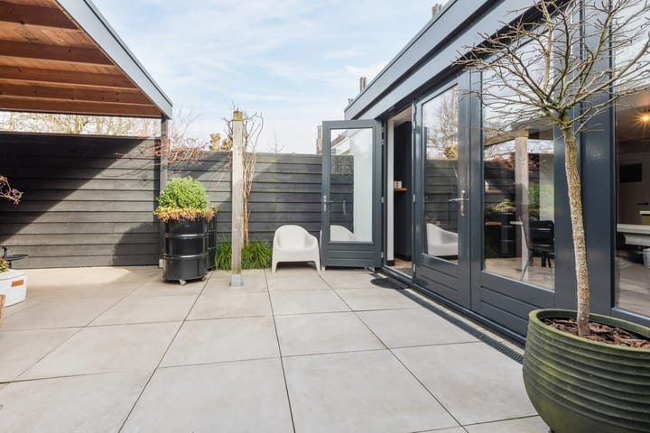 Foto 49 van Floraliastraat 25