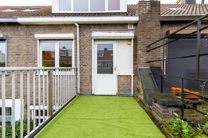 Foto 48 van Beukstraat 10