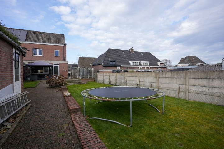 Foto 24 van Brunahildestraat 48