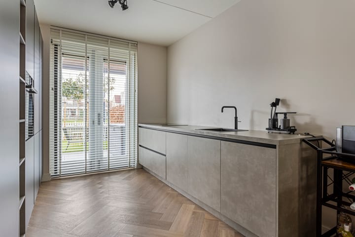 Foto 12 van Veerkade 30