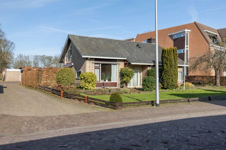 Foto 32 van Deventerweg 2