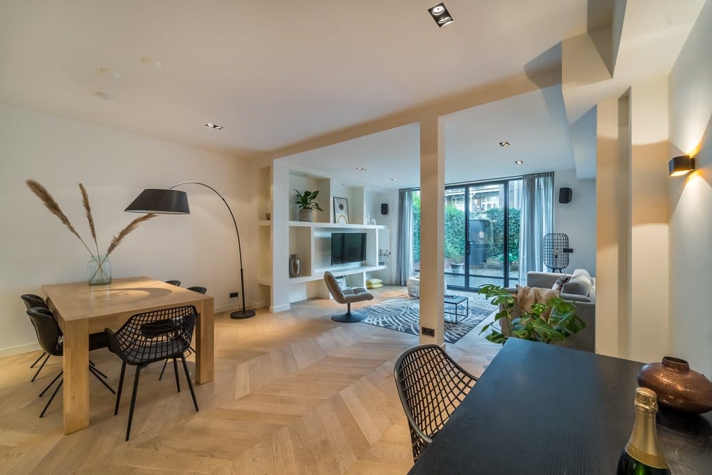 Foto 3 van Eerste Helmersstraat 241-H