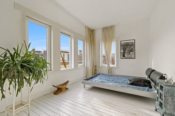 Foto 33 van Beukstraat 151