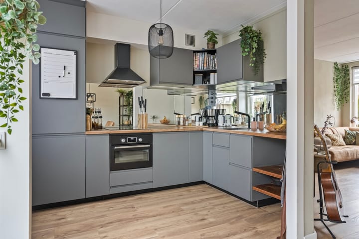 Foto 2 van Caro van Eyckstraat 17