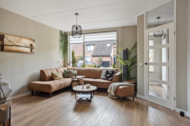 Foto 8 van Caro van Eyckstraat 17