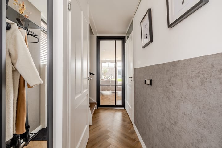 Foto 10 van Barbadosstraat 15