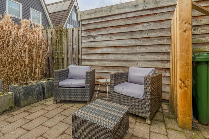 Photo 43 of Igor Stravinskisingel 46