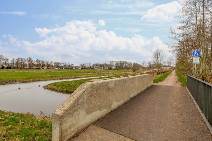 Photo 48 of Igor Stravinskisingel 46