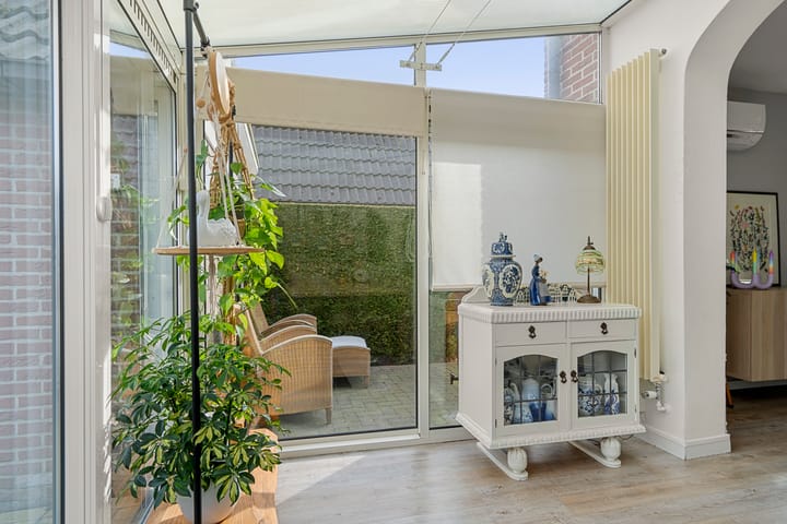 Foto 28 van Molenstraat 162