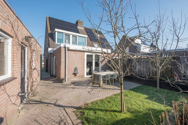 Foto 4 van Meester Teunissenstraat 17