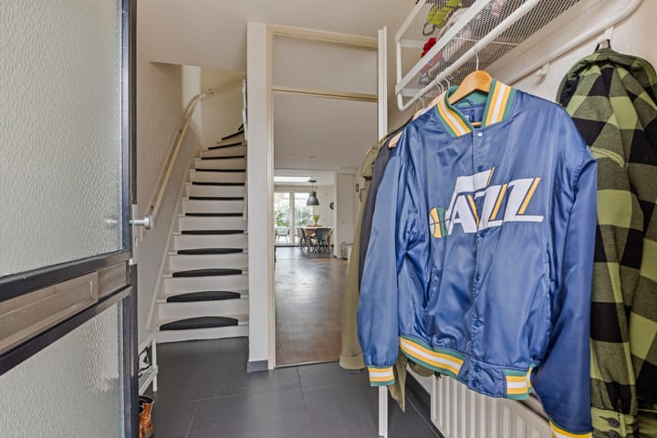 Photo 7 of Meester Teunissenstraat 17