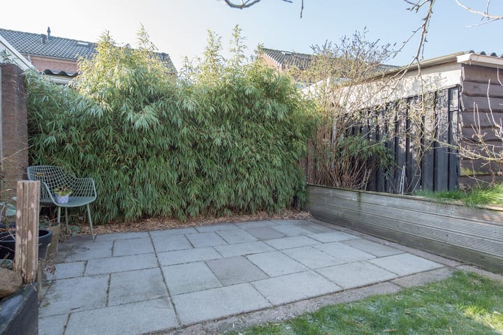 Photo 21 of Meester Teunissenstraat 17