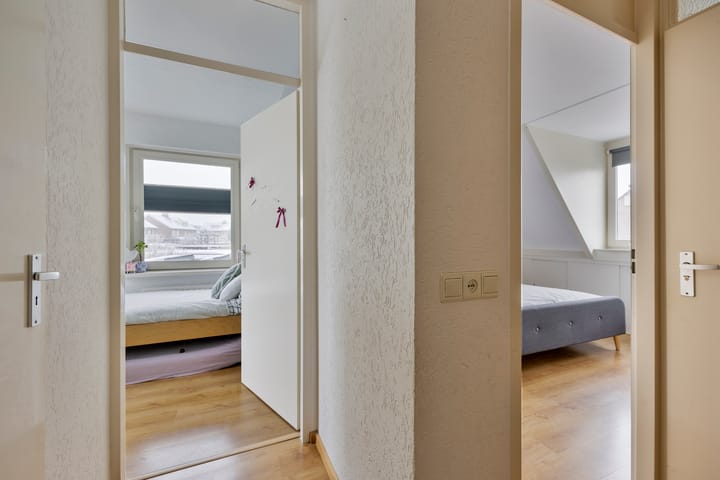 Photo 28 of Meester Teunissenstraat 17