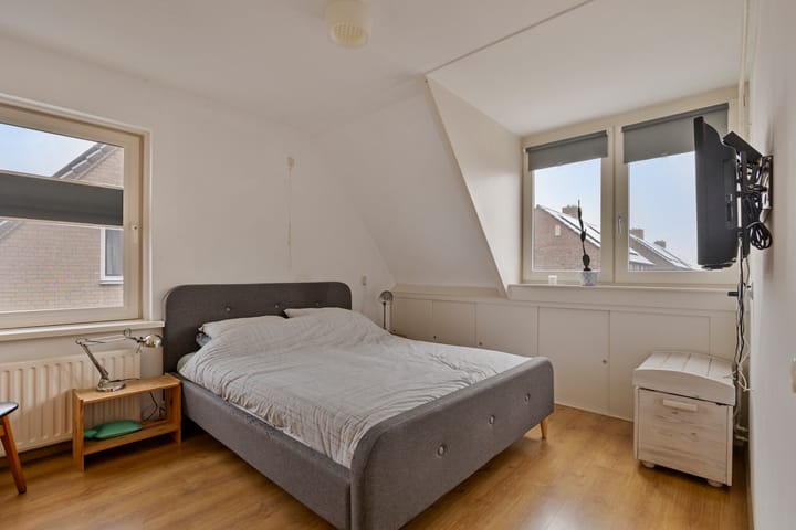 Photo 29 of Meester Teunissenstraat 17