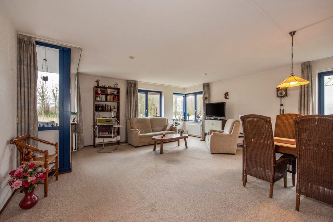 Foto 2 van Mosgroen 131