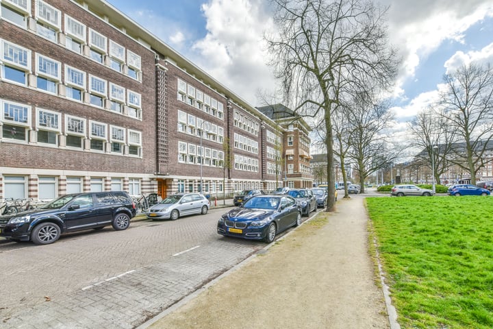 Minervalaan 53-4