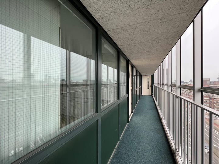 Foto 28 van Zuidplein 232