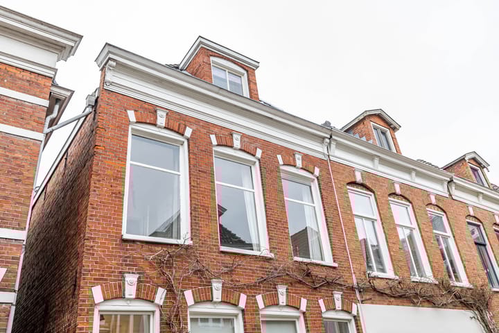 Foto 7 van Vlasstraat 18