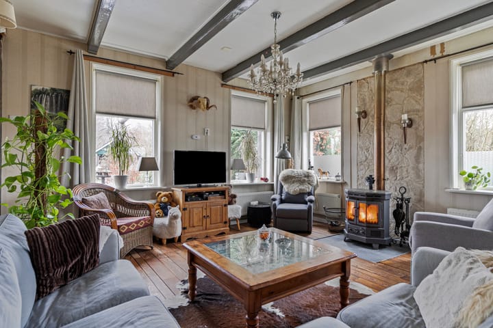 Photo 2 of Akkereindenweg 17