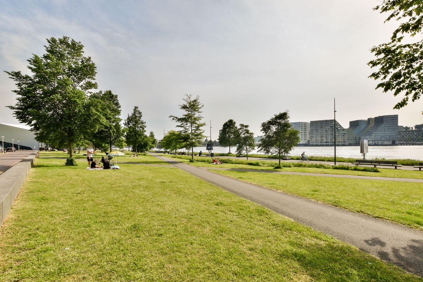 Foto 44 van Overhoeksparklaan 124