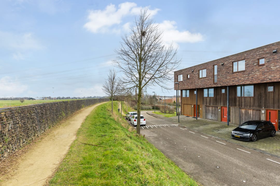 Foto 46 van Forel 426