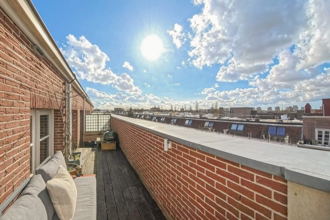 Photo 2 of Piri Reisplein 66