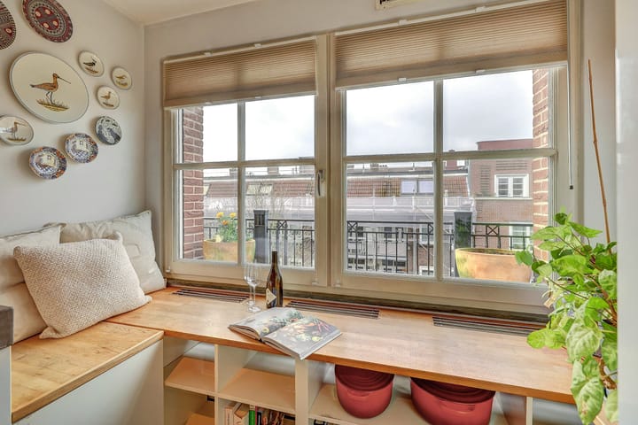 Foto 20 van Piri Reisplein 66