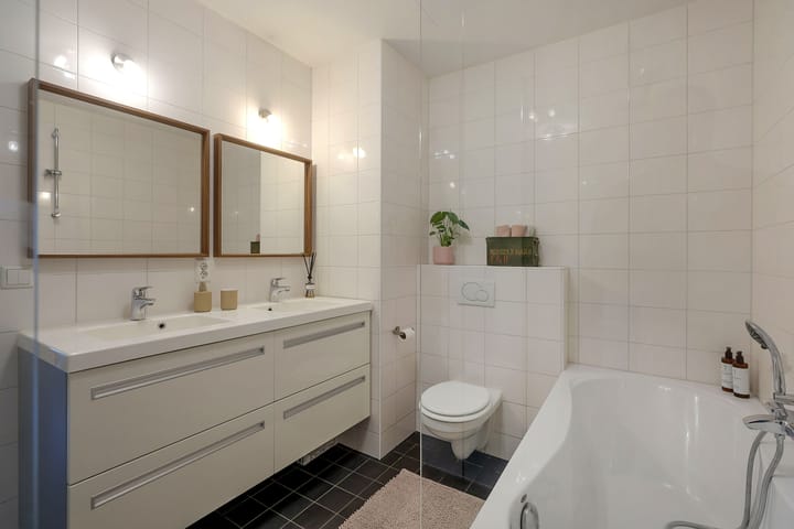 Foto 29 van Piri Reisplein 66