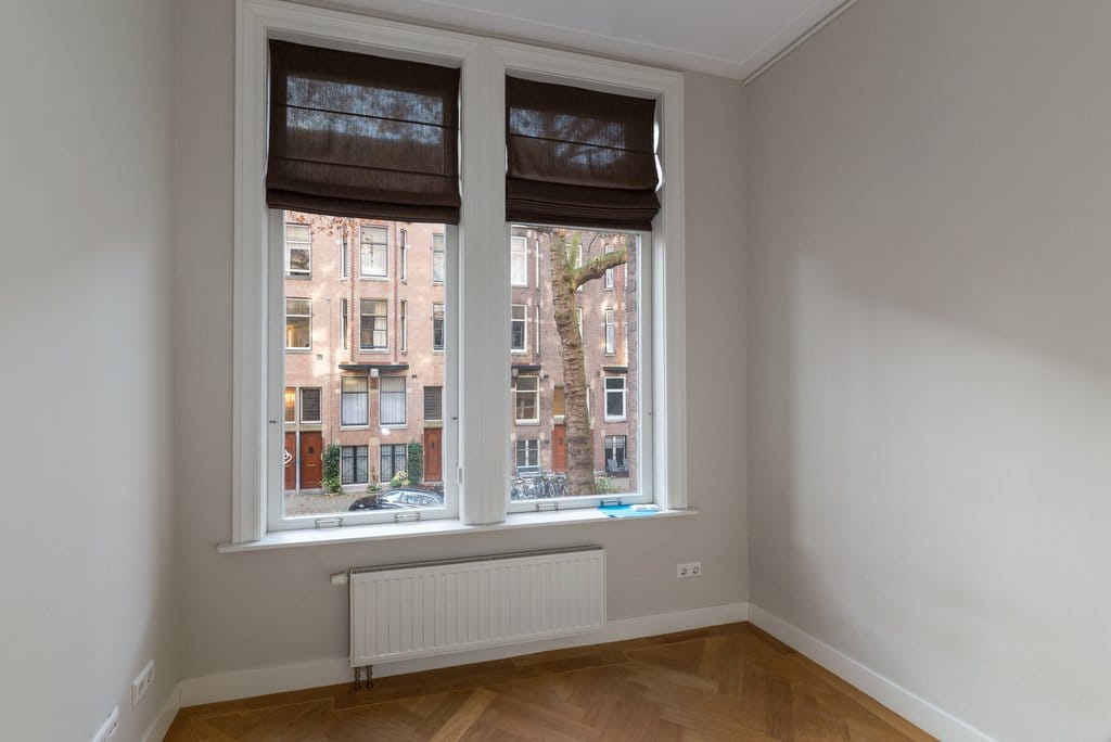 Photo 13 of Lomanstraat 72-H