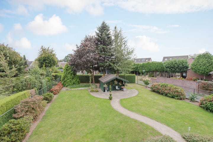 Foto 37 van Mgr Aertsstraat 38