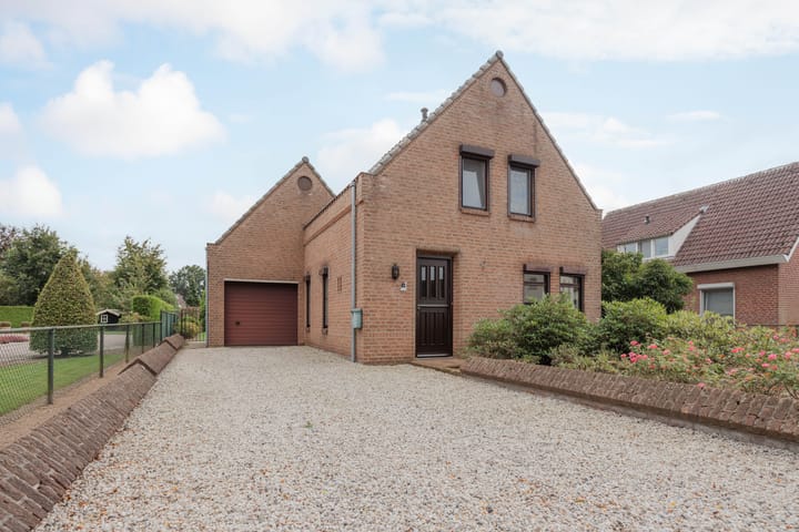 Foto 39 van Mgr Aertsstraat 38