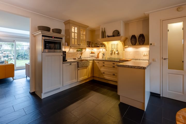 Foto 13 van Joke Smitstraat 68