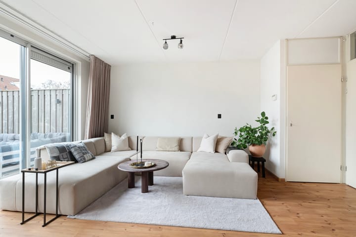 Foto 15 van Brahmsstraat 85