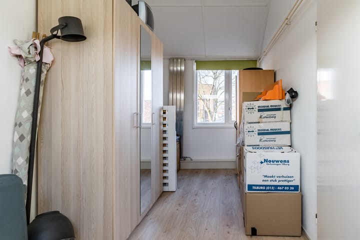 Foto 33 van Rector Buijselstraat 4