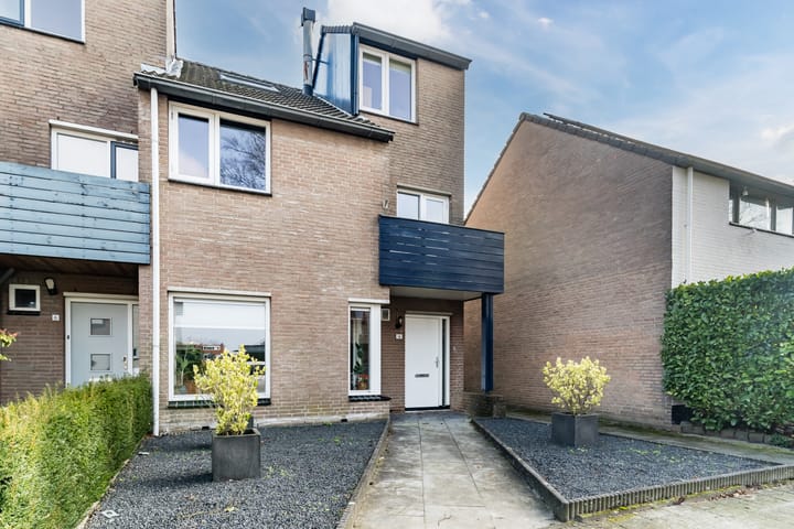 Foto 37 van Rector Buijselstraat 4