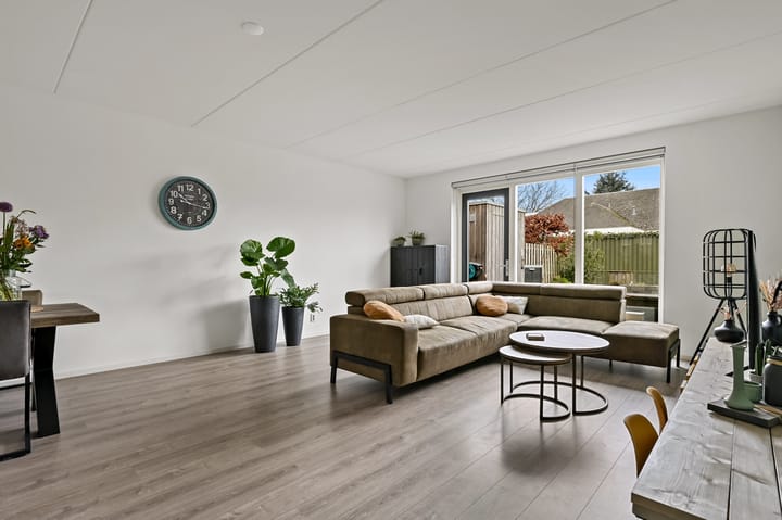 Foto 2 van Van Innevelthof 19